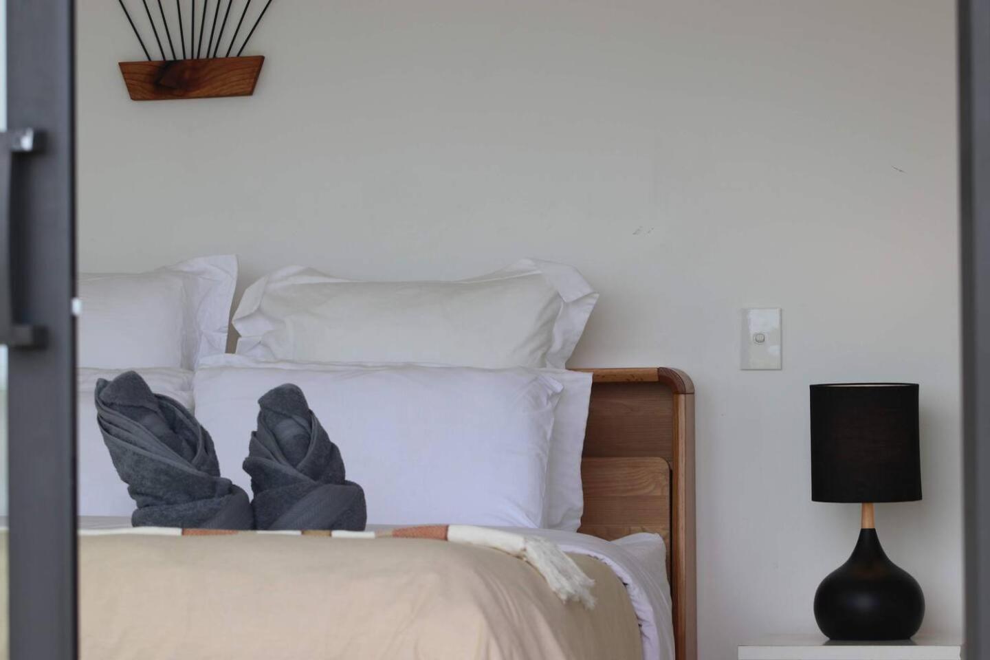 Room At Raglans Travellers Rest Coastal Retreat Extérieur photo